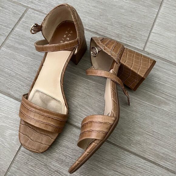 Alex Marie Sandals Shoes 8M Block Heel and Ankle Strap Open Toe Beige Brown - Picture 1 of 7